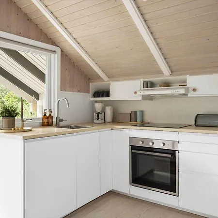 0153-romo-julianehab-5 * Kongsmark